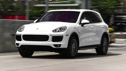 Peste 400.000 de Porsche-uri Cayenne, rechemate în service: câți români sunt afectați