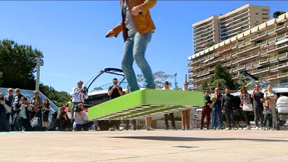 ArcaBoard: acum îți poți cumpăra și tu un hoverboard românesc