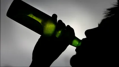 Această brățară inteligentă detectează nivelul de alcool din sânge
