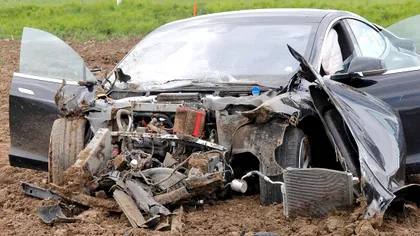 Un vehicul Tesla a salvat de la moarte sigură cinci pasageri