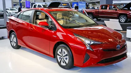 Cel mai eficient automobil hibrid din lume este Toyota Prius 2016
