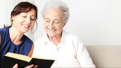 Oamenii care citesc regulat trăiesc mai mult