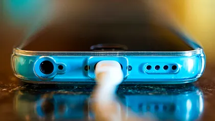 Greșeli frecvente pe care le faci și care distrug bateria telefonului