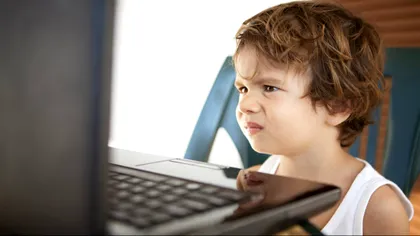 Pericolul accesului facil la pornografie: un sfert dintre consumatorii minori au sub 10 ani