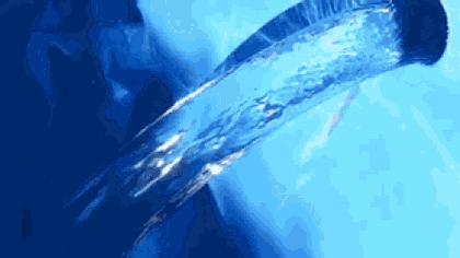 Apa înghețată care devine lichidă atunci când este atinsă