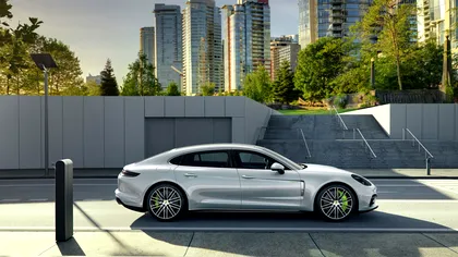 Noile modele Porsche Panamera vor fi lansate oficial la Los Angeles