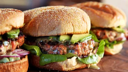 Cum îi consolează britanicii pe americani după alegerile prezidențiale