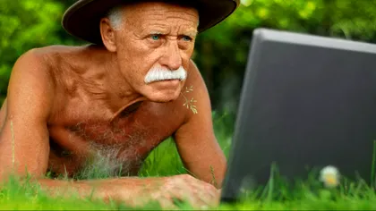 eMAG: ”hastece oan” și ”manele cu Hello Kitty” - topul căutărilor ciudate în 2016