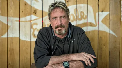 John McAfee discută despre un viitor sumbru și despre pericolul armelor cibernetice