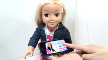 Păpușile inteligente care spionează copiii încep să fie interzise