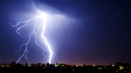 Vremea în weekend: cod galben, ploi și condiții meteo proaste