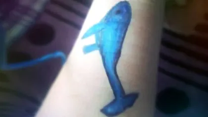 Balena Albastră: Cum îi determină pe adolescenți să se sinucidă și ce reguli are jocul