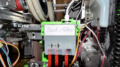 First Tech Challenge este prima competiție națională de robotică pentru liceeni