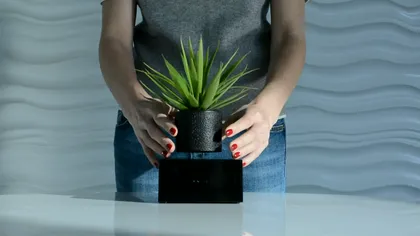 Poți face obiectele să leviteze cu ajutorul acestui gadget magic