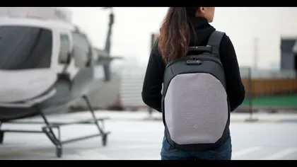 ClickPack Pro este un ghiozdan smart ce te protejează de hoți