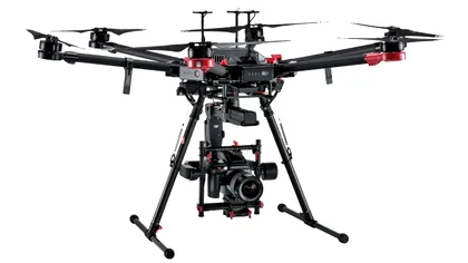 Această dronă realizată de DJI și Hasselblad vine cu o cameră cu totul deosebită