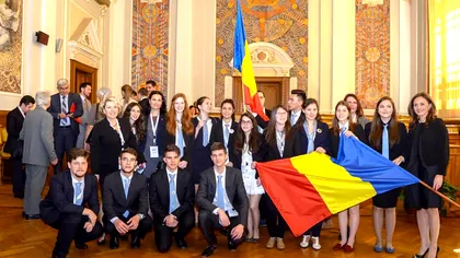 Elevii români, premiați în urma participării la Conferința Internațională a Tinerilor Cercetători