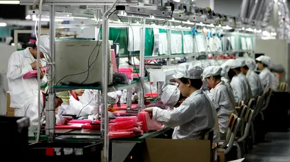 Cât de grele sunt condițiile pentru muncitorii din fabricile Apple