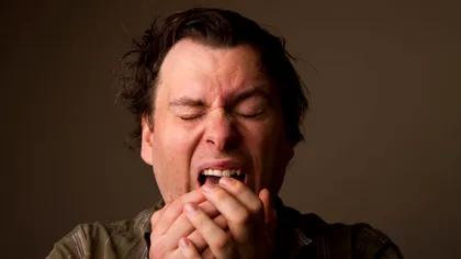 De ce închidem ochii atunci când strănutăm