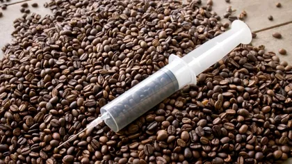 Când consumul de cafeină îți poate pune viața în primejdie