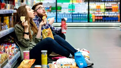 Trucuri mentale care pot descuraja mâncatul nesănătos