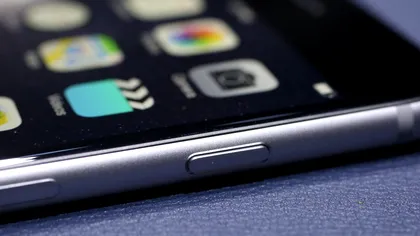 Arestați după ce s-au îmbogățit din vânzarea de date personale ale utilizatorilor de iPhone