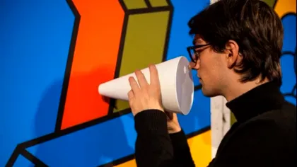 Acest dispozitiv îți dă posibilitatea să miroși culorile [VIDEO]