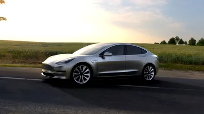 Tesla Model 3 s-a lansat, iar marea provocare pentru Musk începe