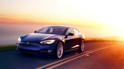 Record de autonomie pe Tesla: cât durează acum bateria de pe Model S