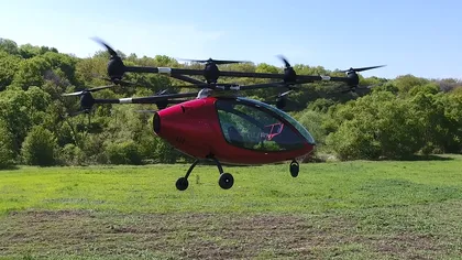 Prima dronă pentru pasageri a făcut un prim zbor reușit