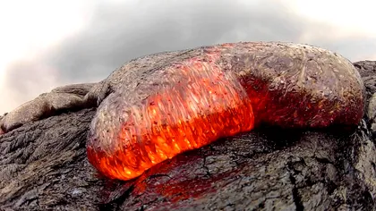 Un GoPro a ajuns în lavă și ”a trăit” ca să-i vezi aventura