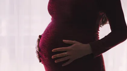Revoluție în medicină: primul copil născut din uter transplantat