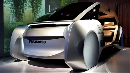 De la Toyota la Tesla, noua cursă în lumea auto e producția de baterii