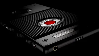 Red Hydrogen One, telefonul cu ecran holografic, are dată de lansare