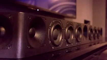 Primul soundbar creat vreodată de Sennheiser este spectaculos