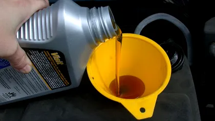 Uleiuri și lichide pe care să le schimbi la automobil în sezonul rece