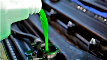 Când ar trebui să schimbi antigelul mașinii ca să n-ai probleme