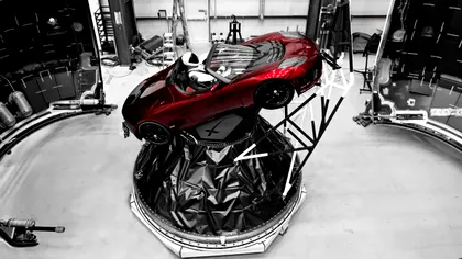 Elon Musk e gata să-și trimită propria Tesla în spațiu
