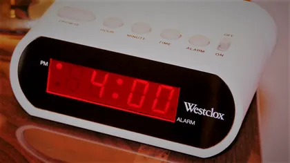 De ce au rămas în urmă ceasurile digitale și cum s-a rezolvat problema