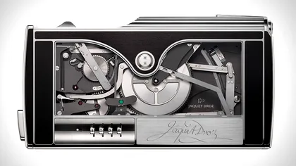 VIDEO Mașinăria care îți copiază semnătura la un preț exorbitant