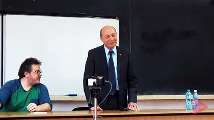 Traian Băsescu, scos la tablă: despre Facebook, Rege, Unire și familie