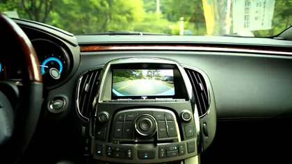 Țara unde toate mașinile vor avea cipuri ca să fie urmărite