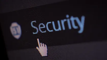 Cum te manipulează companiile ca Facebook, Google sau Amazon