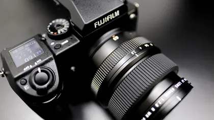Fujifilm pregătește lansarea unui nou „monstru” de format mediu