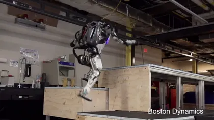 Boston Dynamics îți arată viitorul Terminator într-un clip de parkour