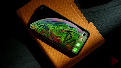 Apple, penalizată de Samsung că a vândut prea puține iPhone-uri