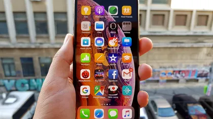 Apple apelează la Samsung ca să facă telefoane mai subțiri în 2019