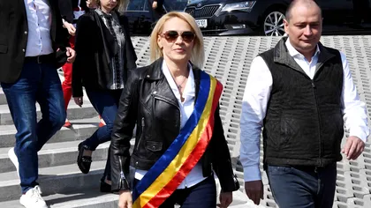 Ce autobuze vrea Firea să bage în București, să nu zici că n-a făcut nimic