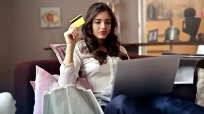 Ce mai cumpără românii pe internet și unde suntem fruntași