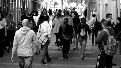 Se întâmplă de luni pentru sute de mii de români. E oficial: mare atenție la miezul nopții